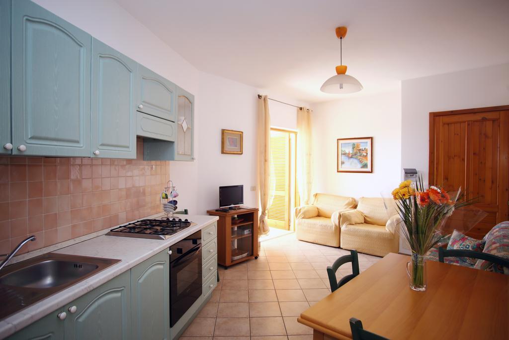 Appartamenti Ideal Isola Rossa Exterior photo